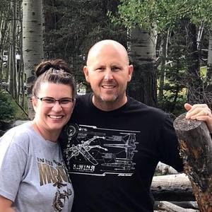 Meet your Posher, Mona